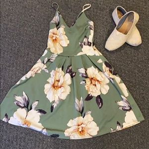 Floral green dress